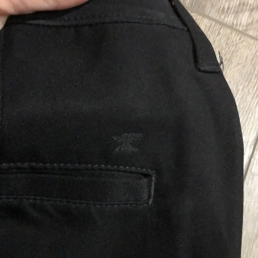 HAGGAR H26 Flat Front Shorts w/Side Pocket - Picture 6 of 6